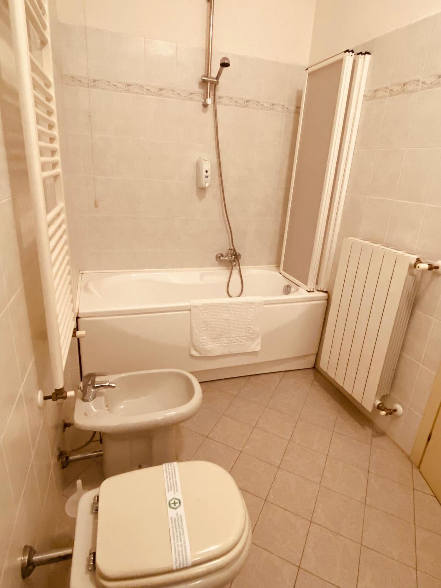 Appartement La Casa Di Amici Miei à Crémone Extérieur photo